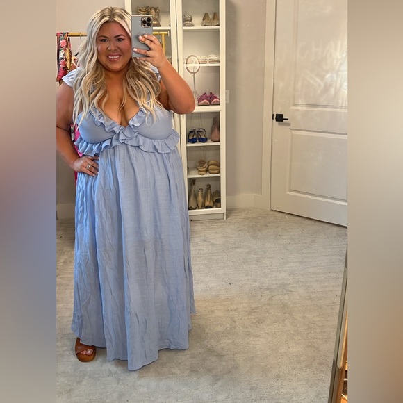Dresses & Skirts - Blue ruffle tie back maxi dress